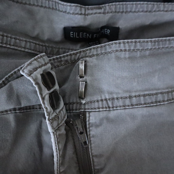 Eileen Fisher Gray Cotton Tencel Blend Cropped Pants Size 8 - Picture 4 of 5